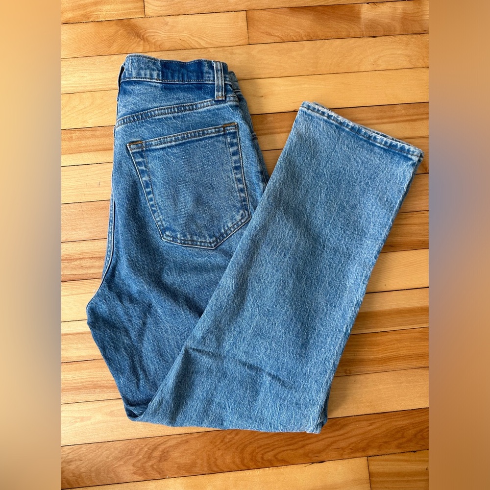 Abercrombie & Fitch 90’s Straight Ultra High Rise Curve Love Medium Wash Jeans - Picture 5 of 5
